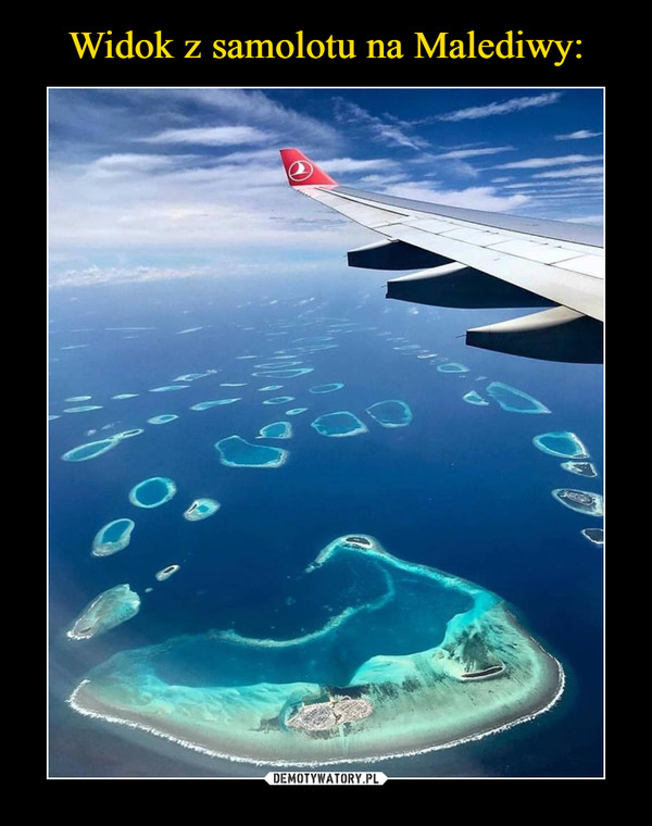 Widok z samolotu na Malediwy: